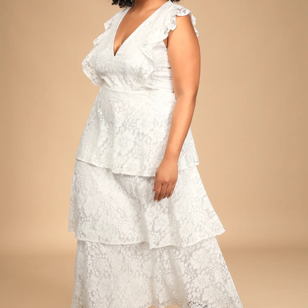 Molinetto White Lace Ruffled Tiered Sleeveless Maxi Dress